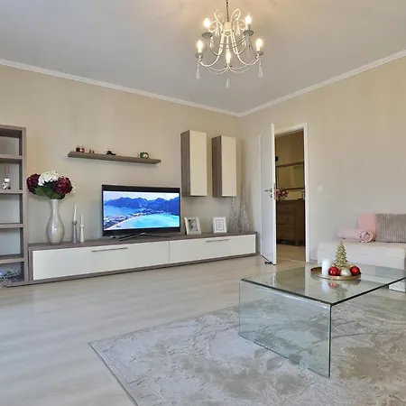 Lara Luxury Apartment B6 Apartment