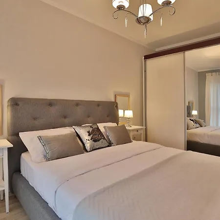 Lara Luxury Apartment B6 Apartment *