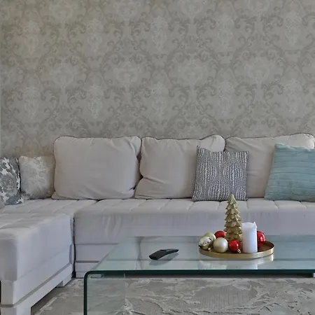 Apartment Lara Luxury Apartment B6 Brasov